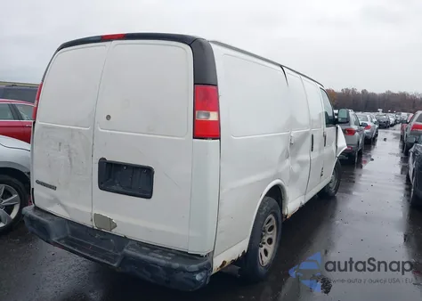 2008 Chevrolet Express Work Van z USA, uszkodzony, nr VIN 1GCFG15X981138949